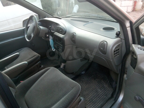 Plymouth Voyager III, 7 мест, 1999 г.