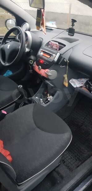 Peugeot 107 I · Рестайлинг, 2010 г.