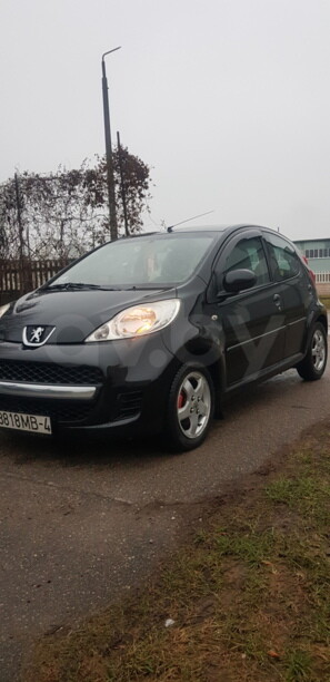 Peugeot 107 I · Рестайлинг, 2010 г.