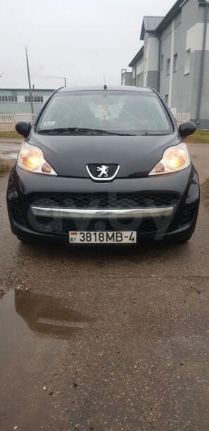 Peugeot 107 I · Рестайлинг, 2010 г.