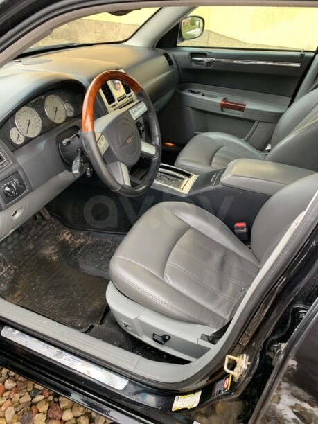 Chrysler 300С I, 2004 г.
