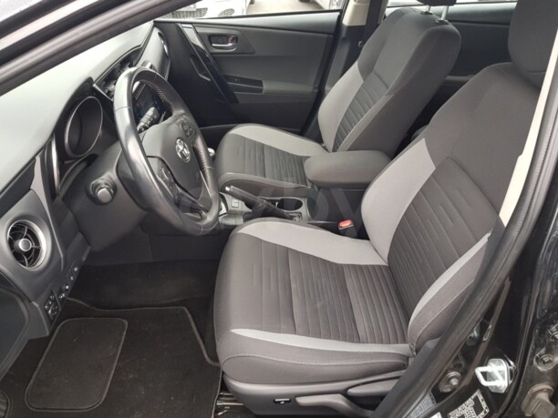 Toyota Auris II (E180) · Рестайлинг, 2017 г.
