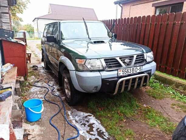 Nissan Patrol Y61, 7 мест, 1999 г.