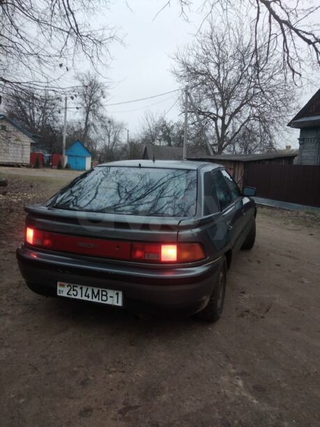 Mazda 323F, 1993 г.