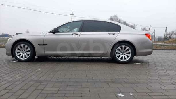 BMW 7 серия F02 (Long), 2011 г.