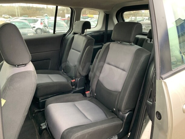 Mazda 5 I, 7 мест, 2005 г.