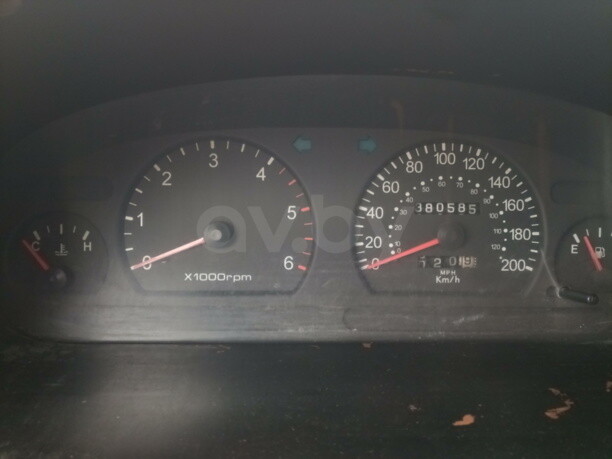 Kia Carnival I, 7 мест, 2001 г.