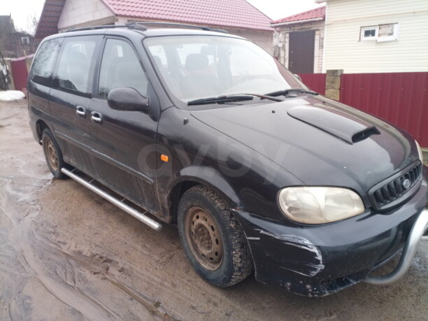 Kia Carnival I, 7 мест, 2001 г.