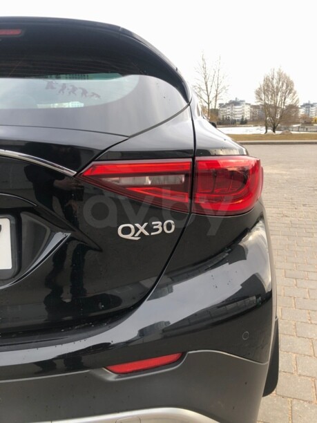 Infiniti QX30, 2016 г.