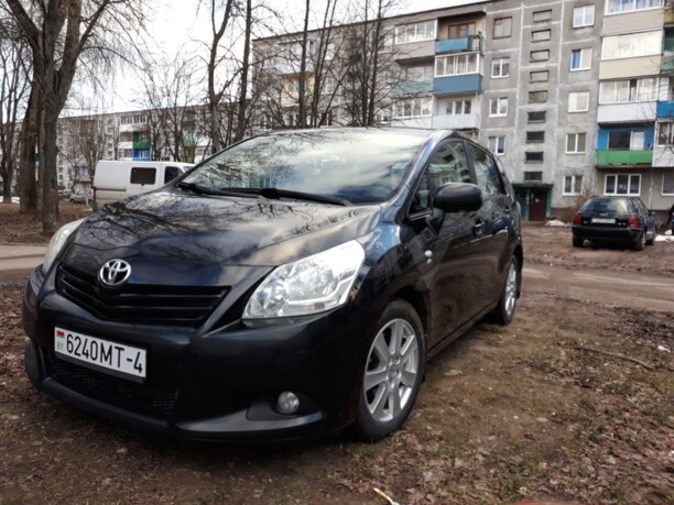 Toyota Verso I, 7 мест, 2009 г.