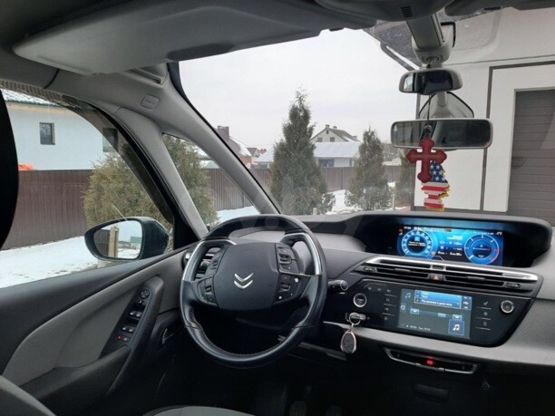 Citroen C4 Grand Picasso II, 7 мест, 2015 г.