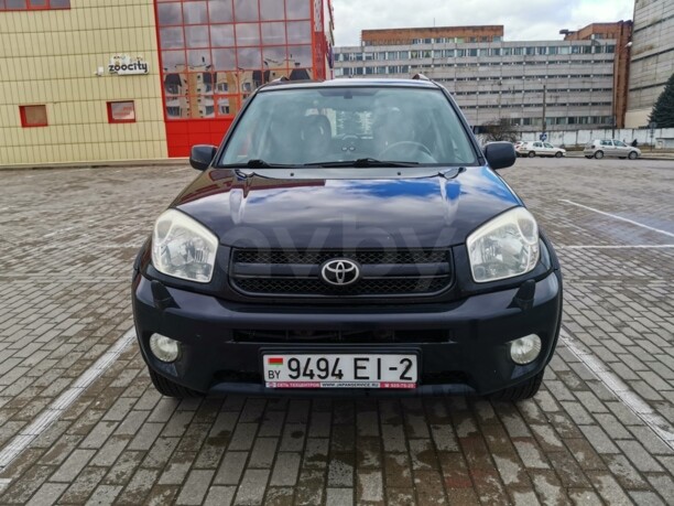 Toyota RAV4 II (XA20) · Рестайлинг, 5 мест, 2005 г.