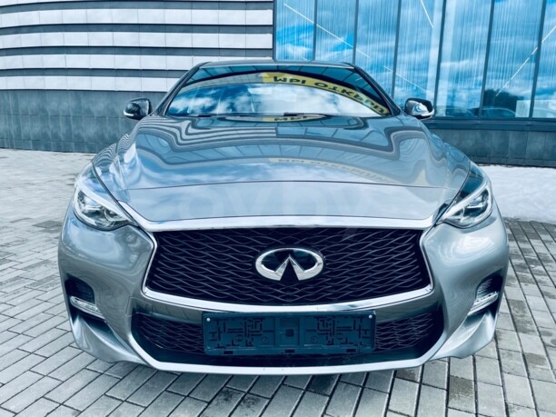 Infiniti Q30, 2016 г.