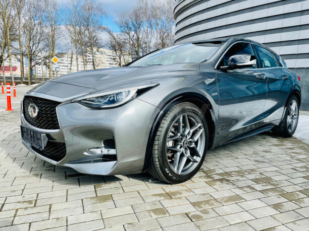 Infiniti Q30, 2016 г.