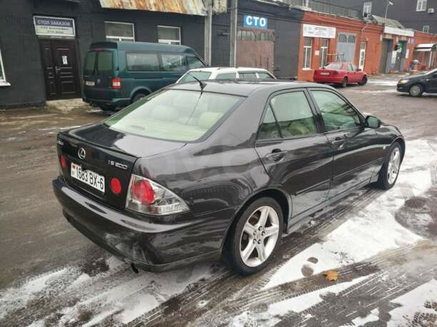 Lexus IS I, 2002 г.