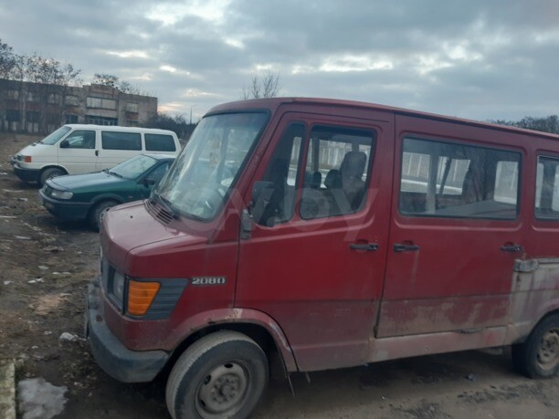 Mercedes-Benz T1 (207D-410D) 207, 1991 г.