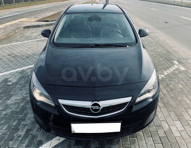 Opel Astra J, 2010 г.