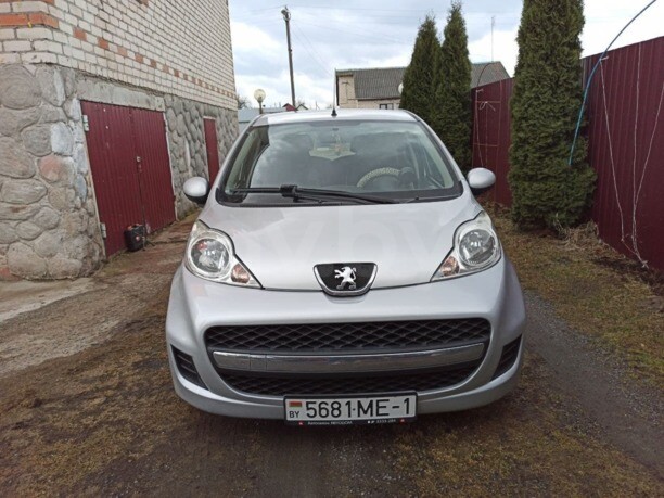 Peugeot 107 I · Рестайлинг, 2009 г.