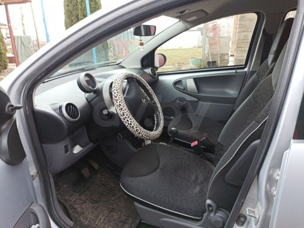 Peugeot 107 I · Рестайлинг, 2009 г.