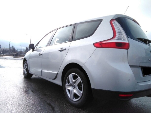 Renault Grand Scenic III · 2-й рестайлинг, 5 мест, 2014 г.