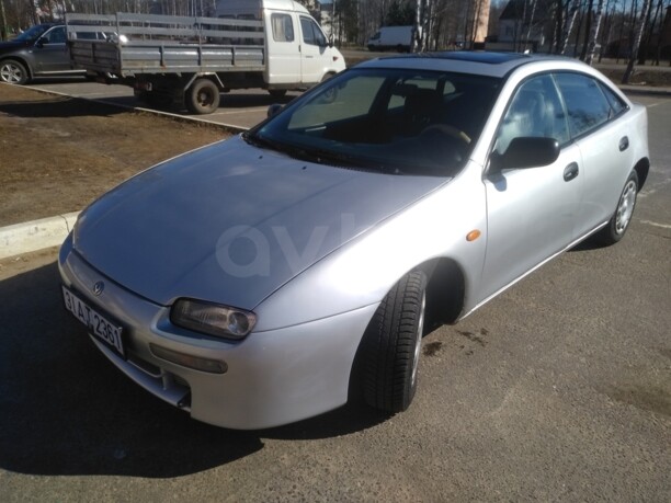 Mazda 323F, 1996 г.