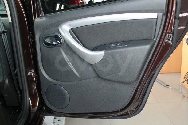 Nissan Terrano V, 5 мест, 2021 г.