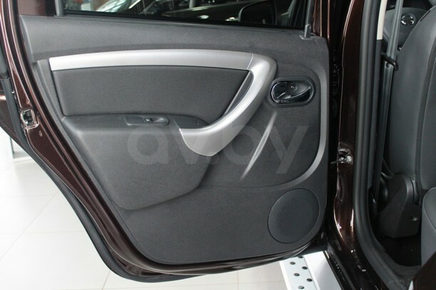Nissan Terrano V, 5 мест, 2021 г.