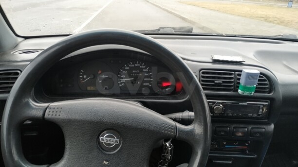 Nissan Sunny N14, 1993 г.