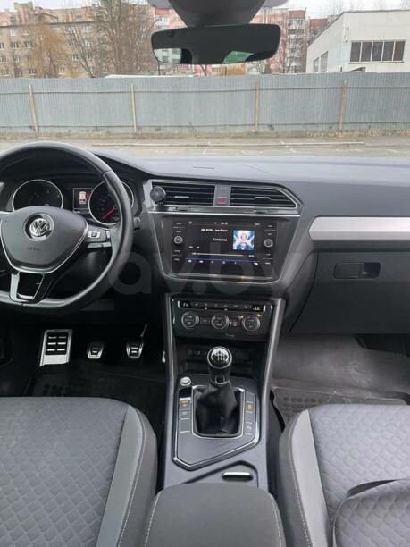 Volkswagen Tiguan II, 2017 г.