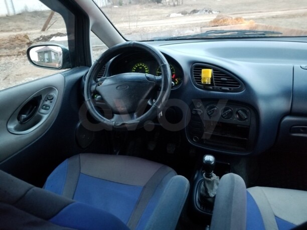 Ford Galaxy I, 7 мест, 1996 г.