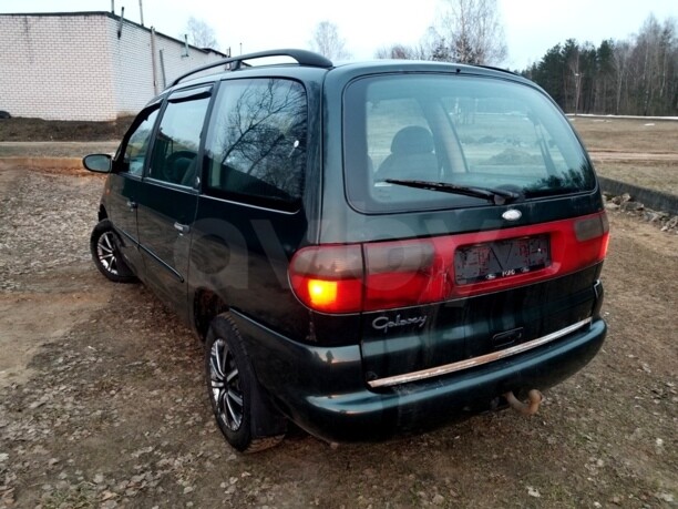 Ford Galaxy I, 7 мест, 1996 г.