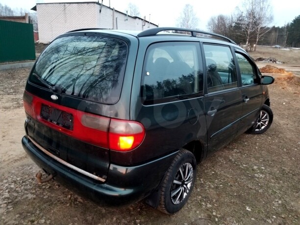Ford Galaxy I, 7 мест, 1996 г.