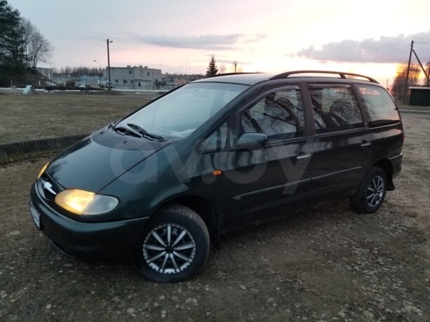 Ford Galaxy I, 7 мест, 1996 г.