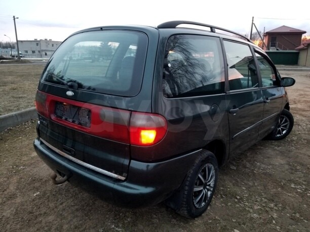Ford Galaxy I, 7 мест, 1996 г.