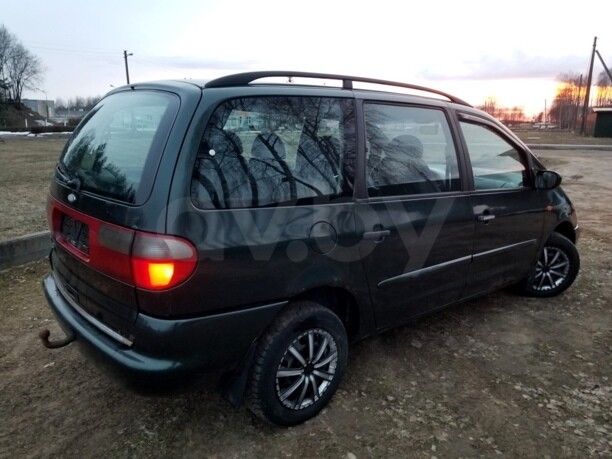 Ford Galaxy I, 7 мест, 1996 г.