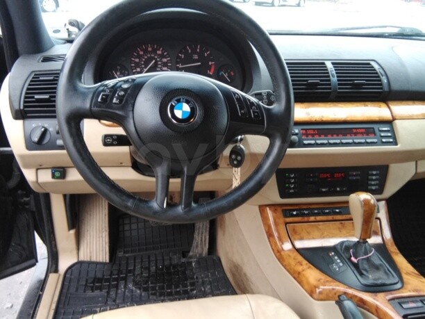 BMW X5 E53, 5 мест, 2002 г.