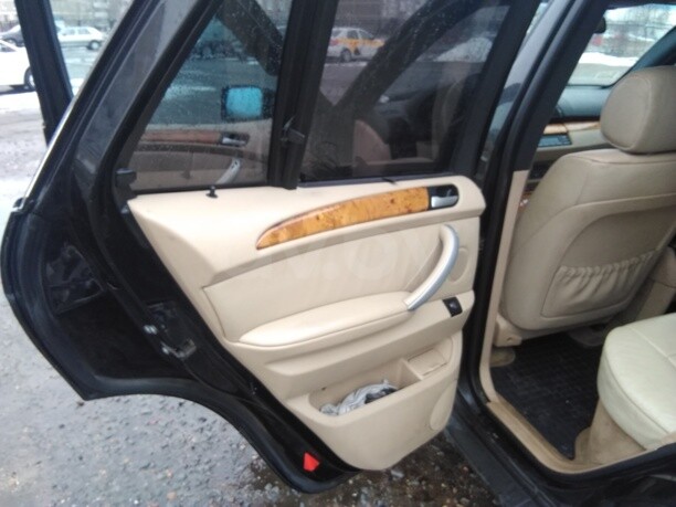 BMW X5 E53, 5 мест, 2002 г.