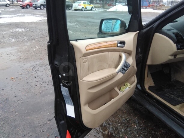 BMW X5 E53, 5 мест, 2002 г.