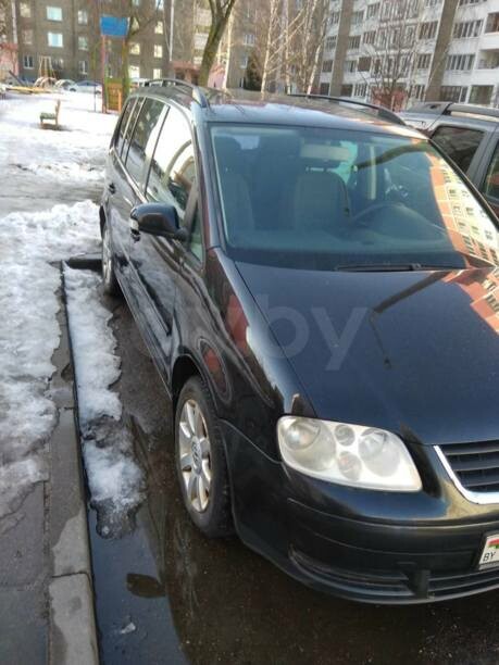 Volkswagen Touran I, 5 мест, 2005 г.