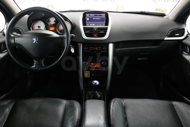 Peugeot 207 I · Рестайлинг, 2011 г.