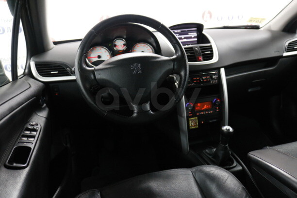 Peugeot 207 I · Рестайлинг, 2011 г.