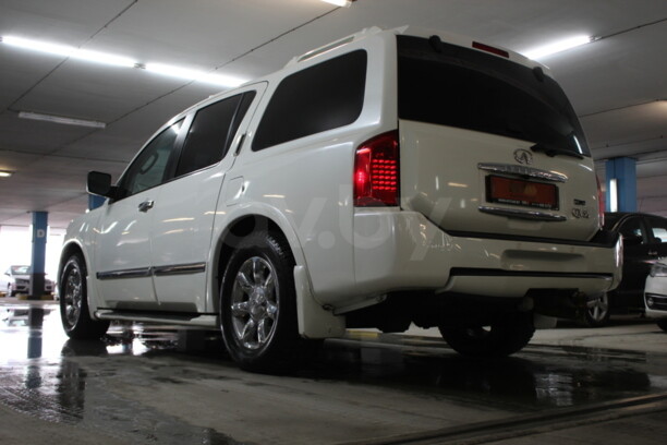 Infiniti QX56 I · Рестайлинг, 7 мест, 2007 г.