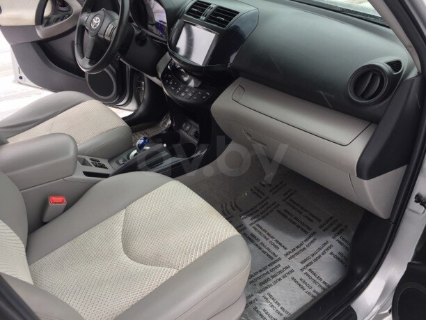 Toyota RAV4 III (XA30) · Рестайлинг, 5 мест, 2013 г.