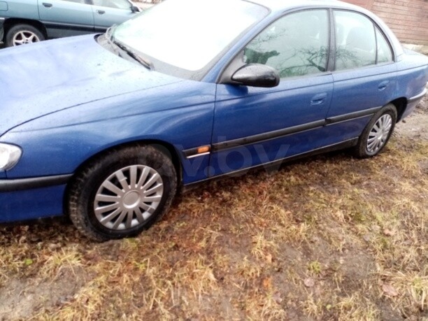 Opel Omega B, 1995 г.