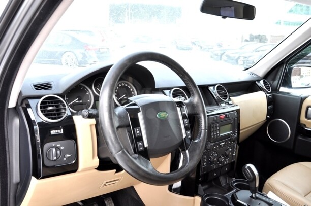 Land Rover Discovery III, 7 мест, 2008 г.
