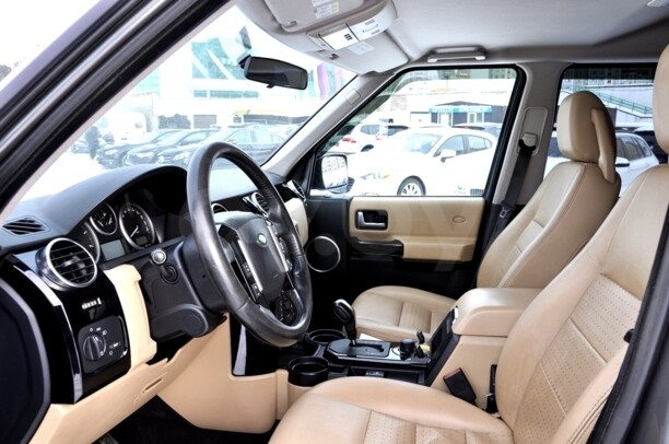 Land Rover Discovery III, 7 мест, 2008 г.