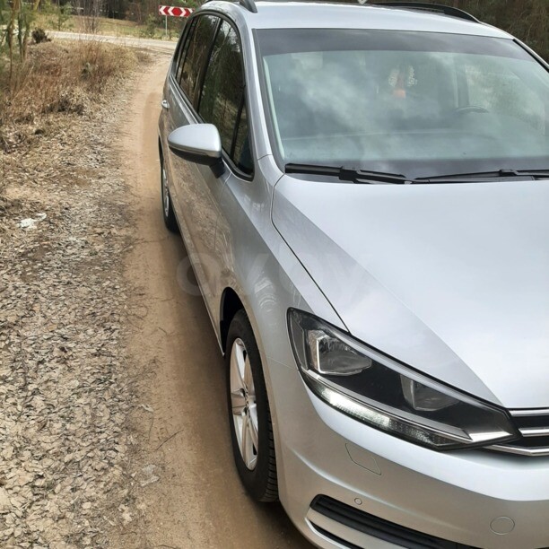 Volkswagen Touran III, 5 мест, 2016 г.