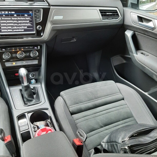 Volkswagen Touran III, 5 мест, 2016 г.