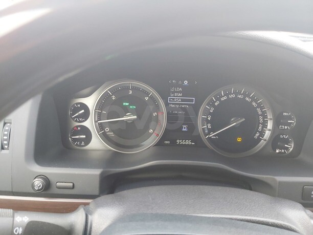 Toyota Land Cruiser J200 · 2-й рестайлинг, 5 мест, 2016 г.
