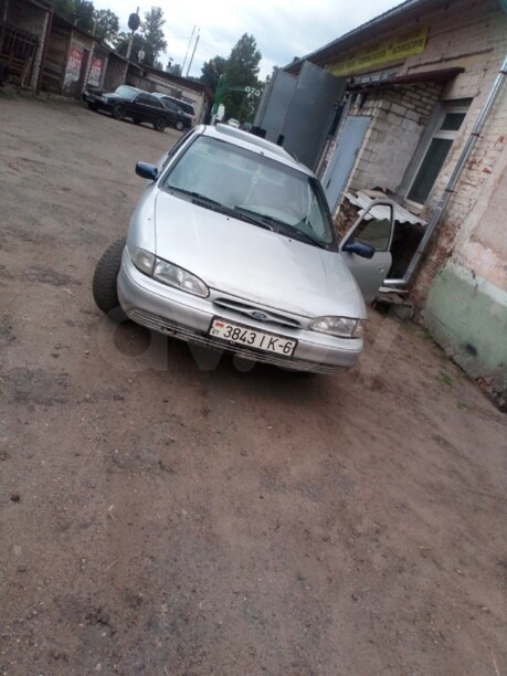 Ford Mondeo I, 1993 г.